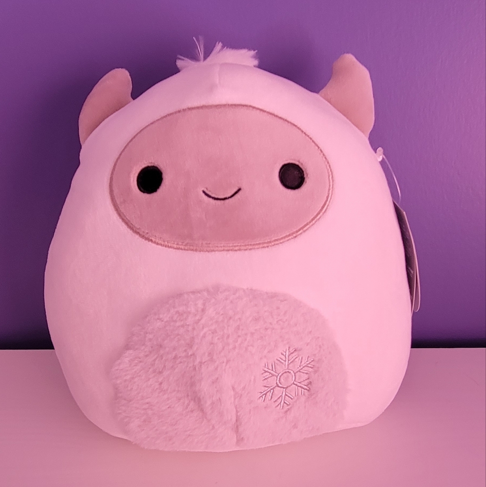 Winter Yeti Squishmallow